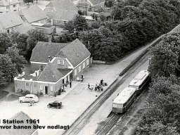Spjald Station 1961
